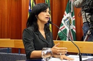 Célia Valadão (PMDB), líder do prefeito na Câmara: porta-voz da ameaça
